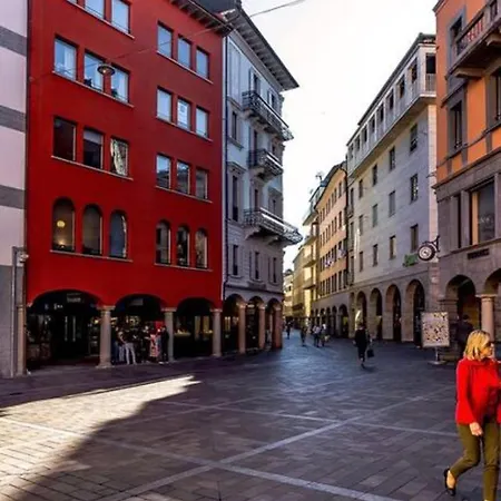 Ed Elegante Con Parcheggio E Wifi Gratis Appartamento Lugano
